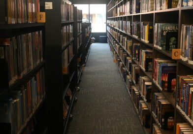 One day in Frontenac: First Frontenac public library open